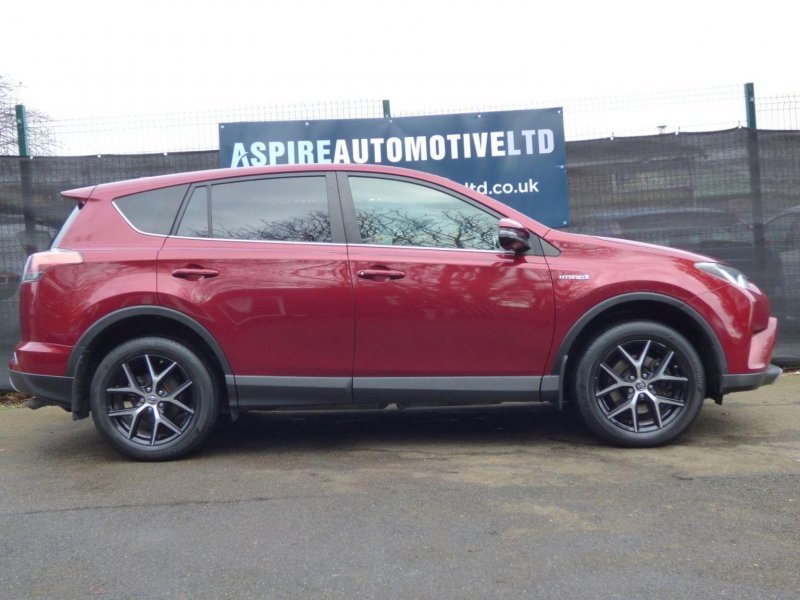 TOYOTA RAV4