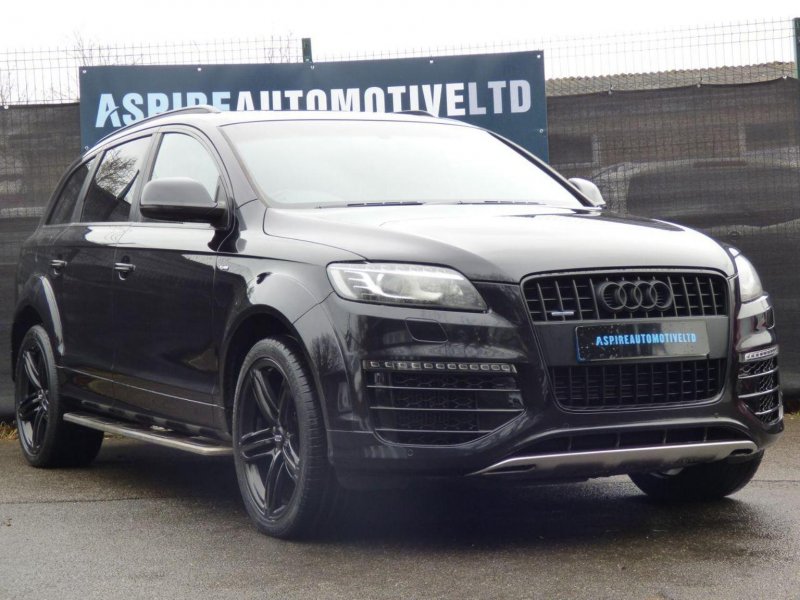 AUDI Q7
