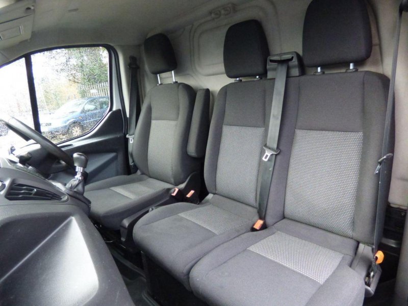FORD TRANSIT CUSTOM