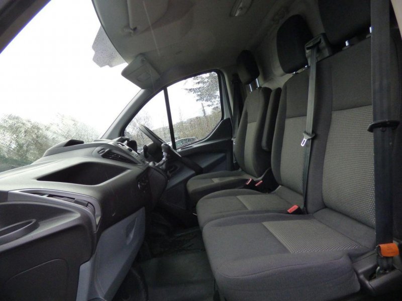 FORD TRANSIT CUSTOM