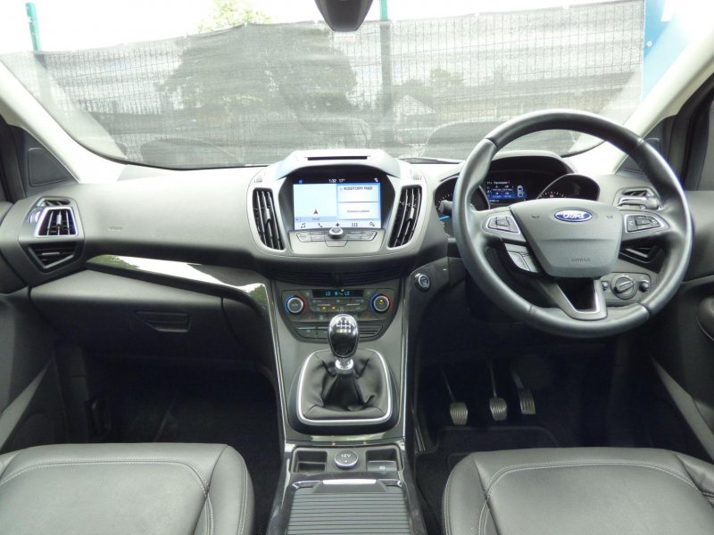 FORD KUGA
