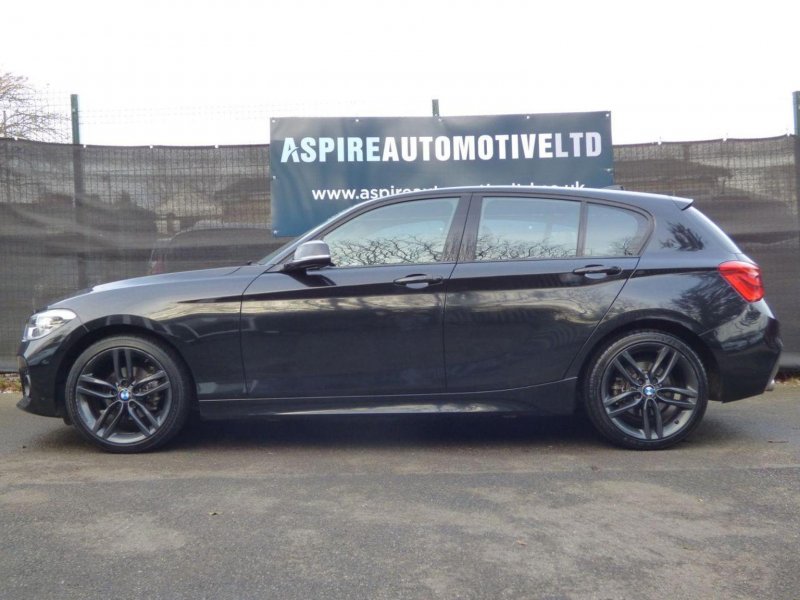 BMW 1 SERIES