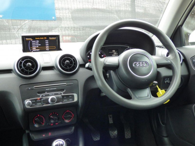 AUDI A1