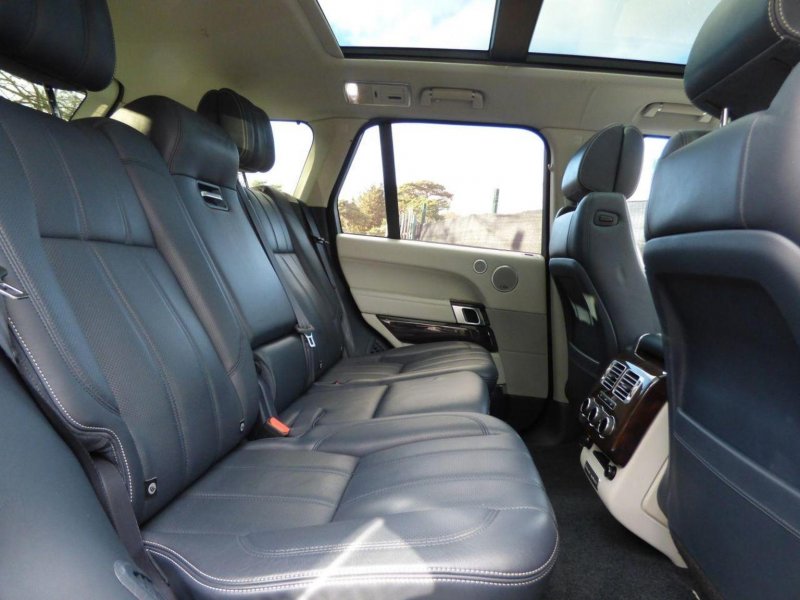 LAND ROVER RANGE ROVER