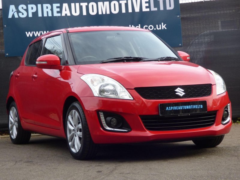 SUZUKI SWIFT