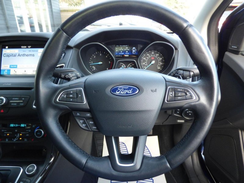 FORD FOCUS