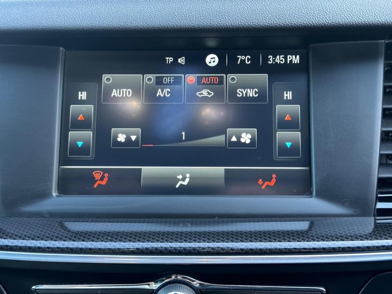 VAUXHALL INSIGNIA