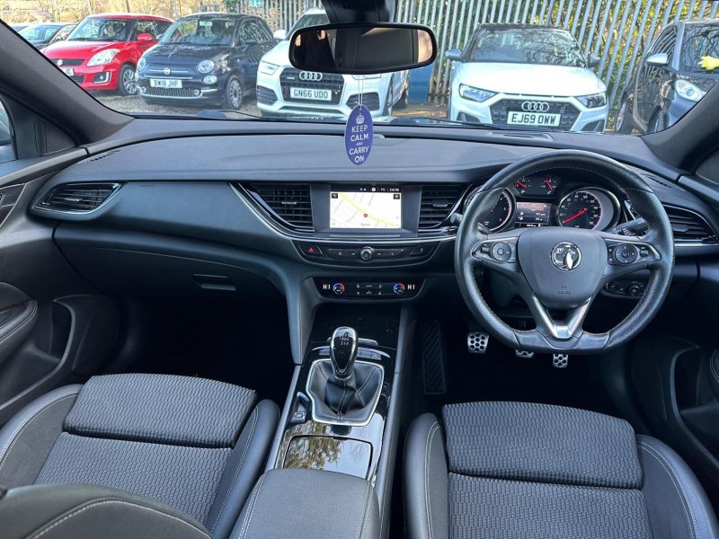 VAUXHALL INSIGNIA