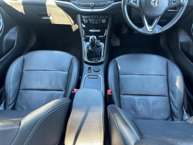 VAUXHALL ASTRA