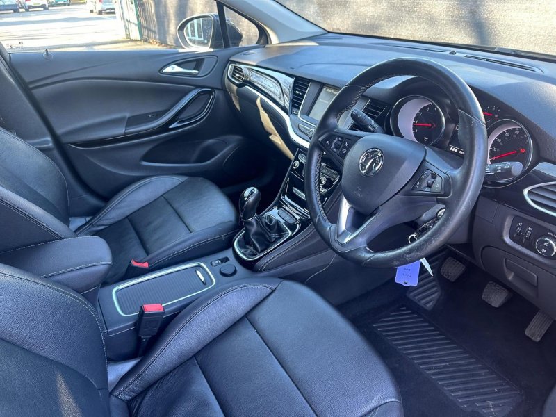 VAUXHALL ASTRA