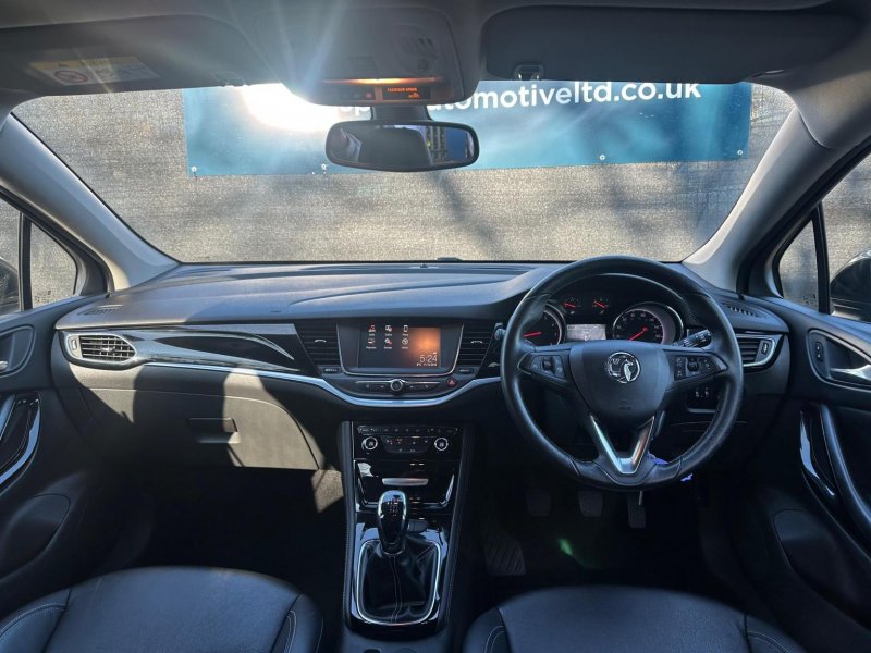 VAUXHALL ASTRA