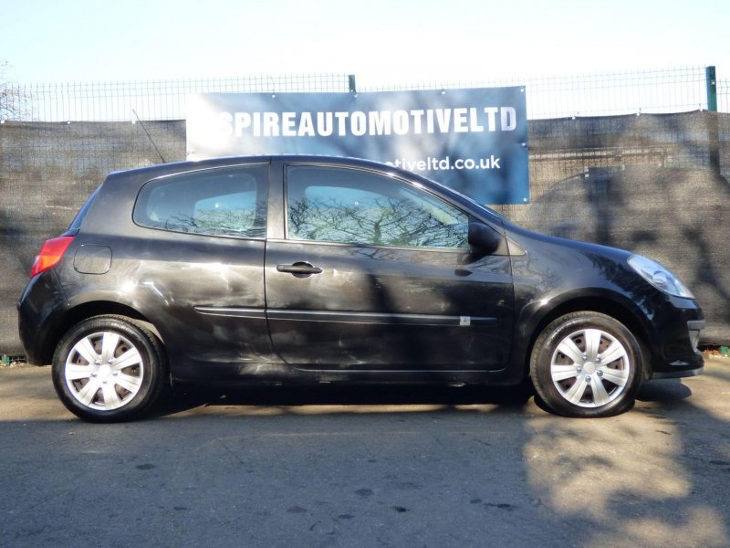 RENAULT CLIO