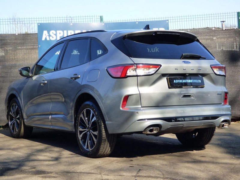 FORD KUGA