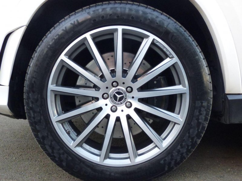 MERCEDES-BENZ GLS