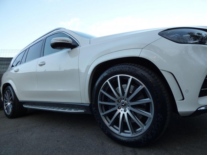 MERCEDES-BENZ GLS