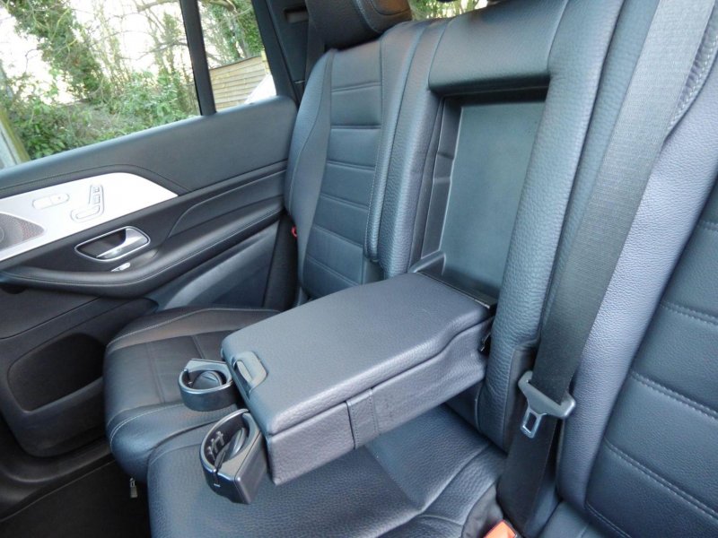 MERCEDES-BENZ GLS