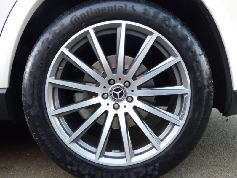 MERCEDES-BENZ GLS