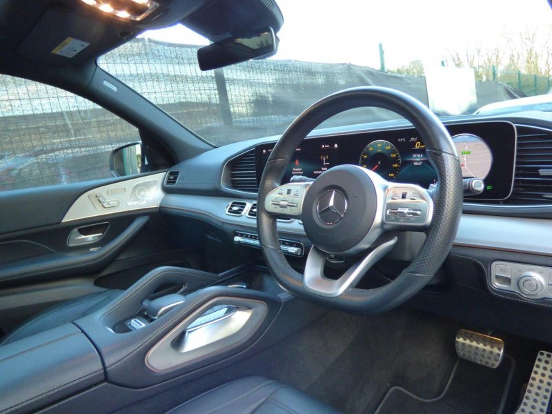 MERCEDES-BENZ GLS