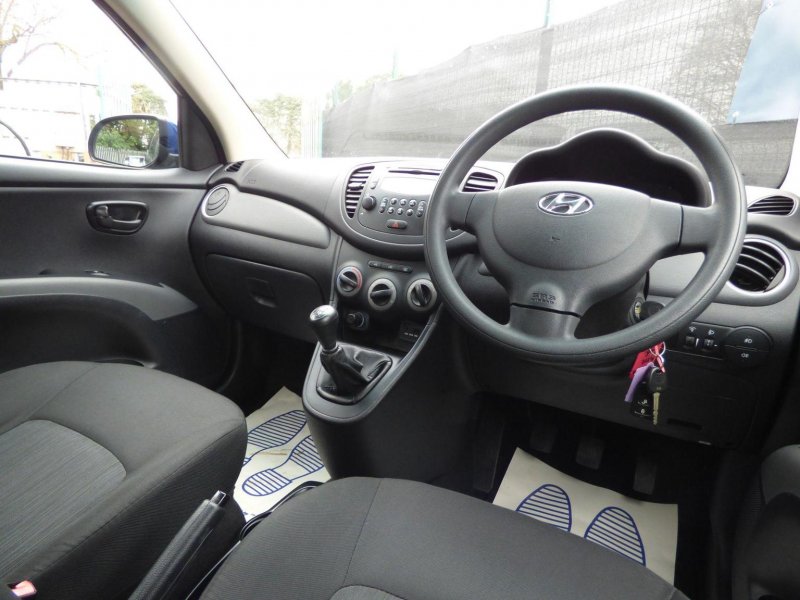 HYUNDAI I10