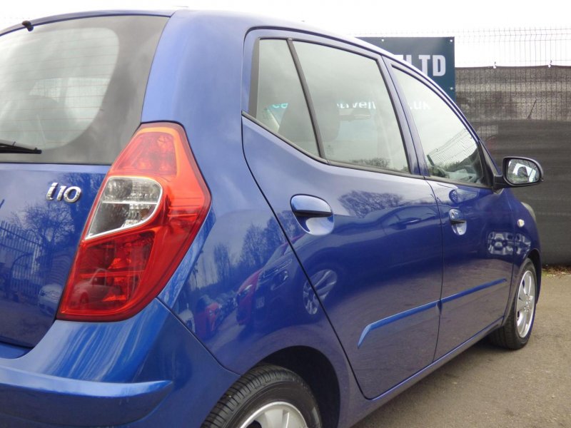 HYUNDAI I10