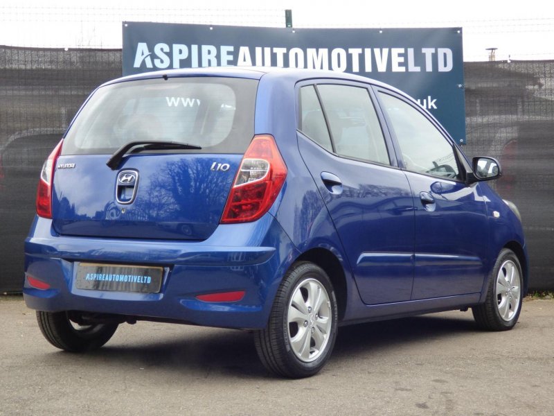 HYUNDAI I10