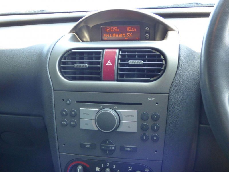 VAUXHALL CORSA