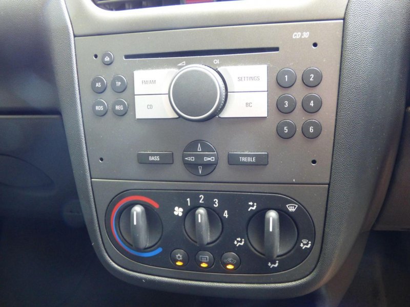 VAUXHALL CORSA