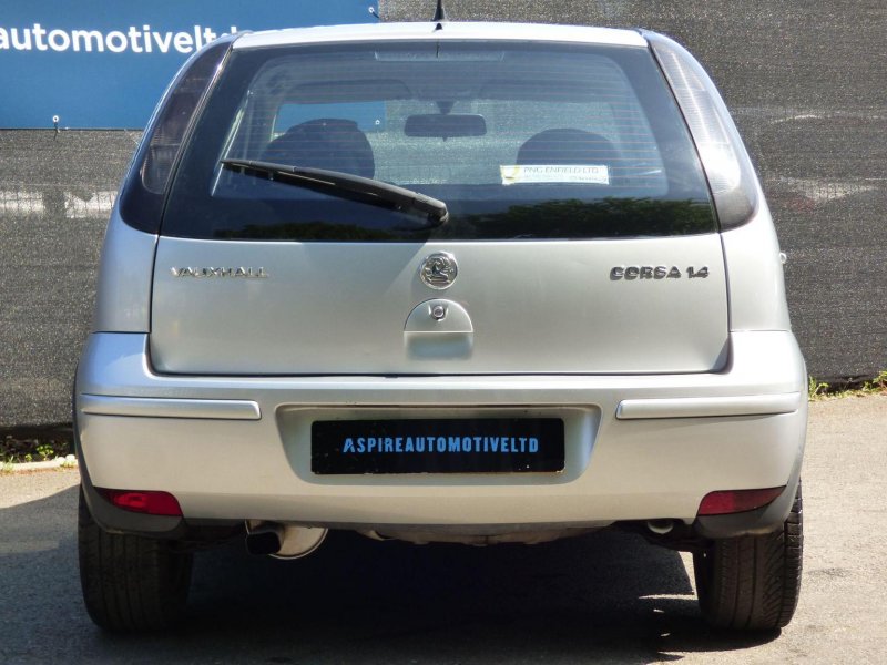 VAUXHALL CORSA