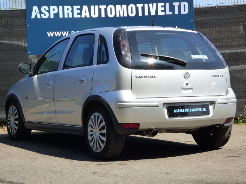 VAUXHALL CORSA