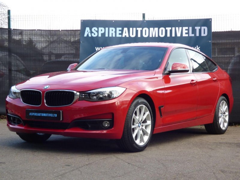 BMW 3 SERIES