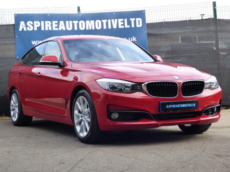 BMW 3 SERIES