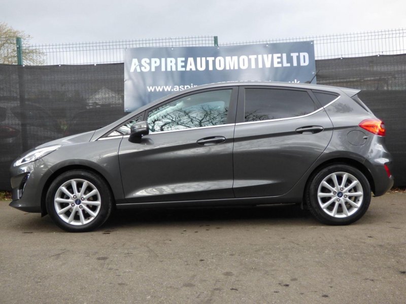 FORD FIESTA