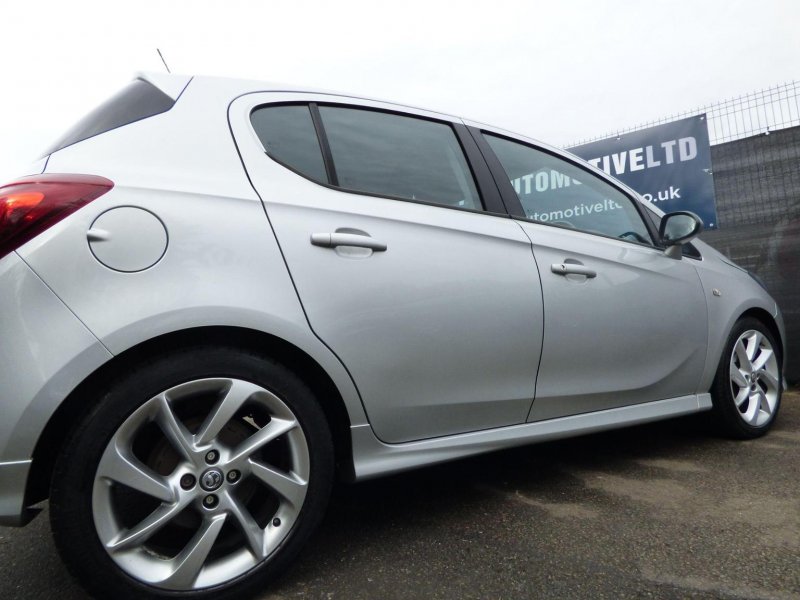 VAUXHALL CORSA