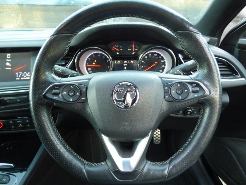 VAUXHALL INSIGNIA
