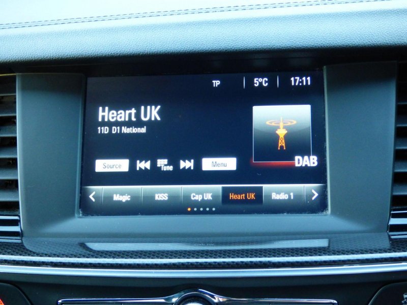 VAUXHALL INSIGNIA