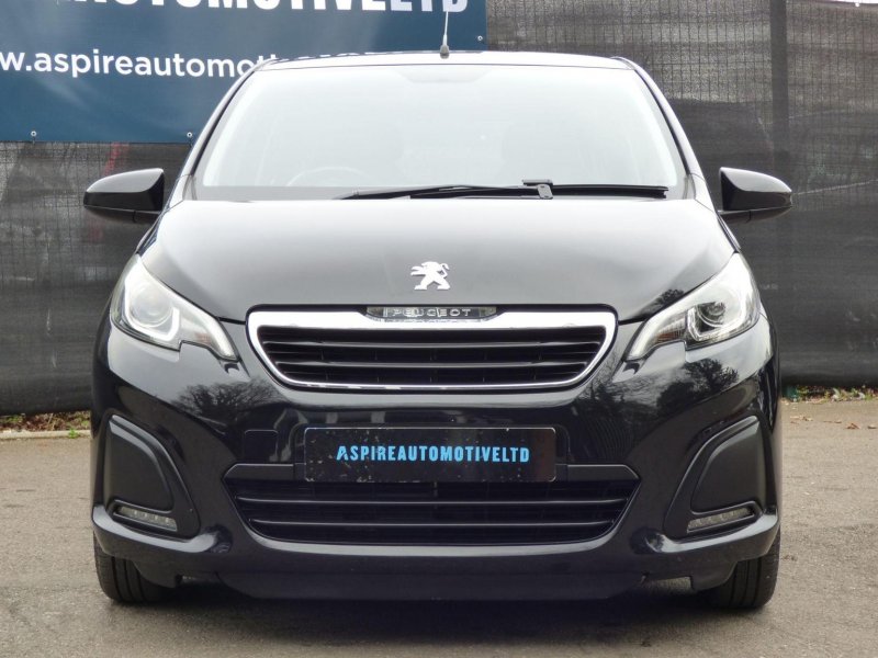 PEUGEOT 108