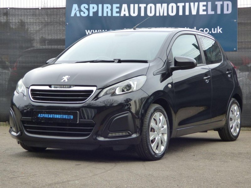 PEUGEOT 108