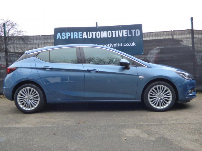 VAUXHALL ASTRA