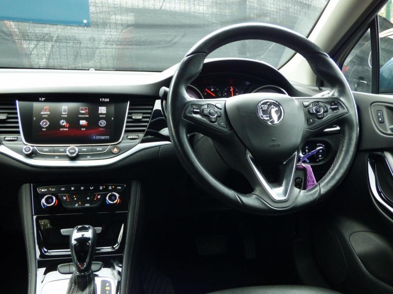 VAUXHALL ASTRA