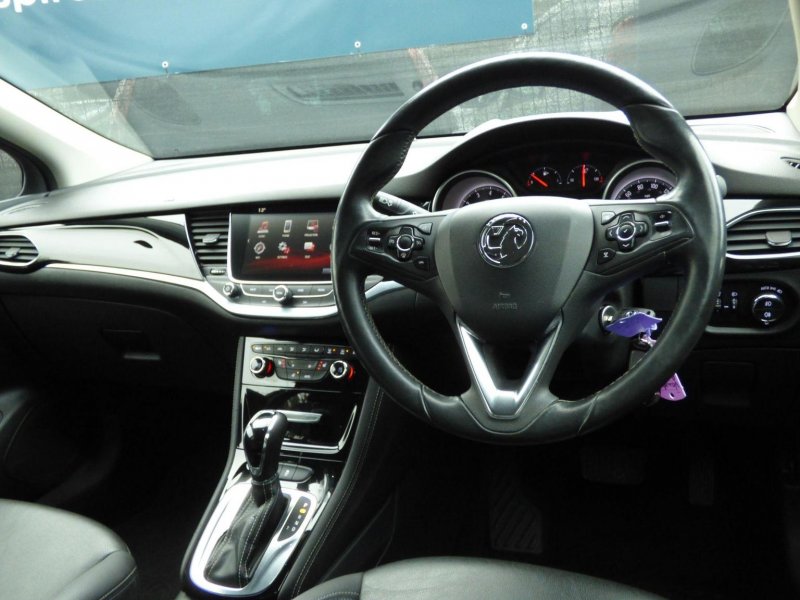 VAUXHALL ASTRA