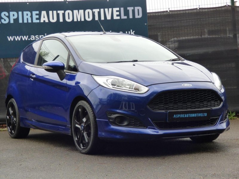 FORD FIESTA VAN