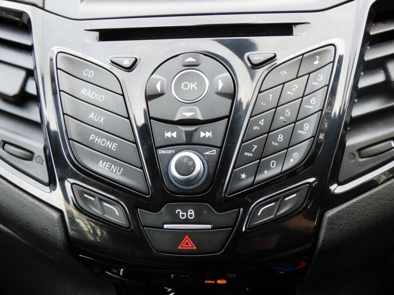 FORD FIESTA VAN