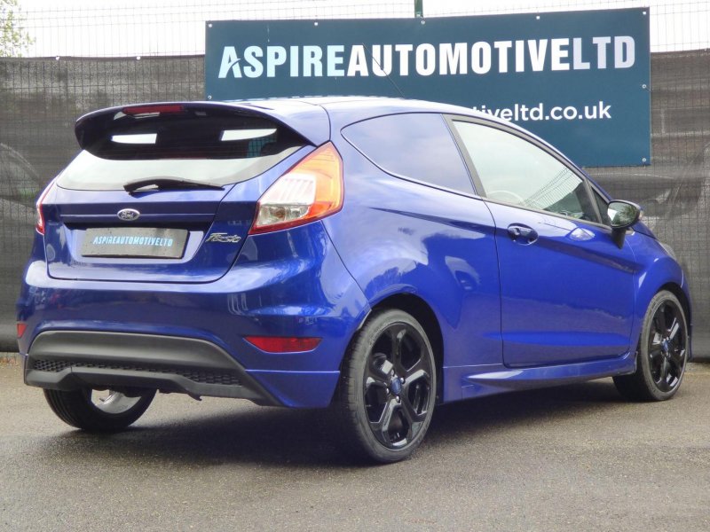 FORD FIESTA VAN