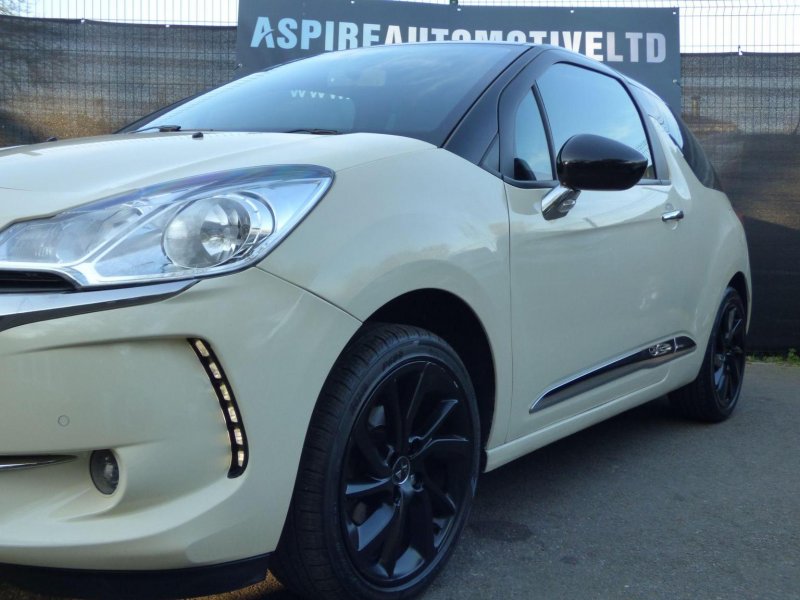 DS AUTOMOBILES DS 3