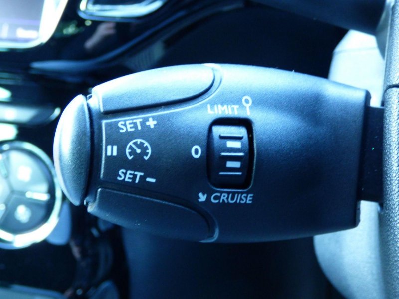 DS AUTOMOBILES DS 3