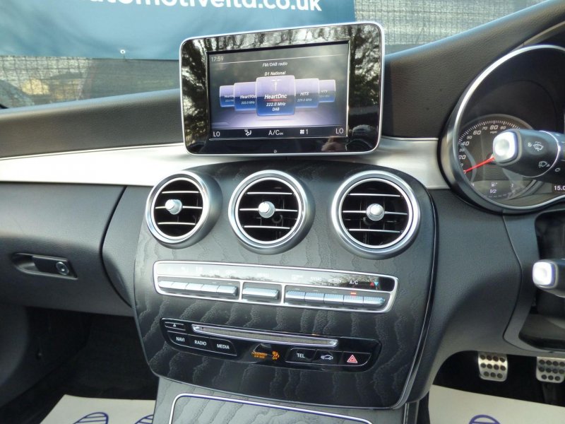 MERCEDES-BENZ C CLASS