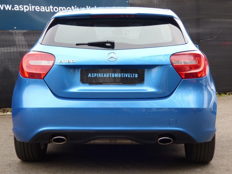 MERCEDES-BENZ A CLASS