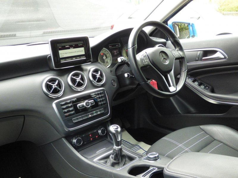 MERCEDES-BENZ A CLASS