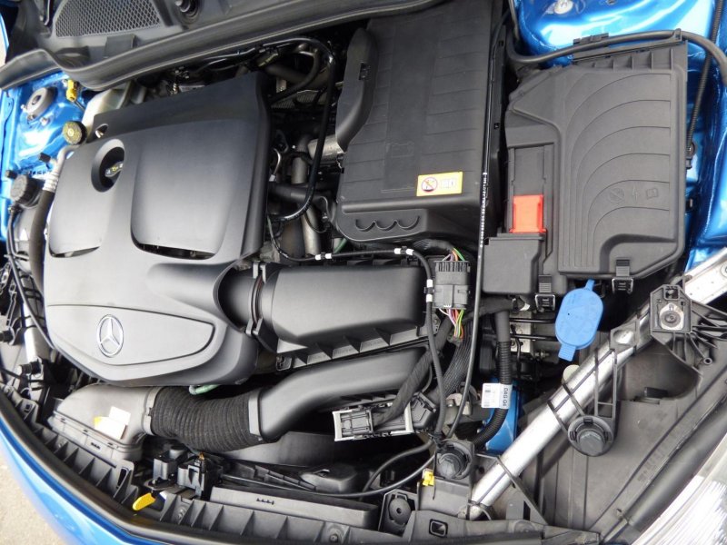 MERCEDES-BENZ A CLASS