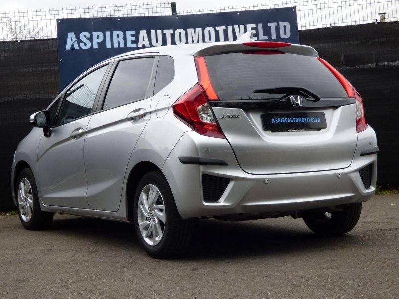 HONDA JAZZ
